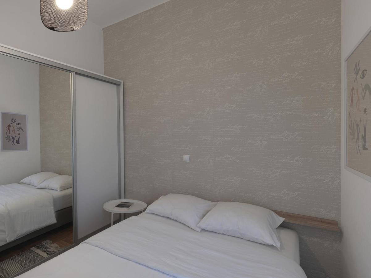 Beautiful Athenian Apartment Next To The Center Εξωτερικό φωτογραφία