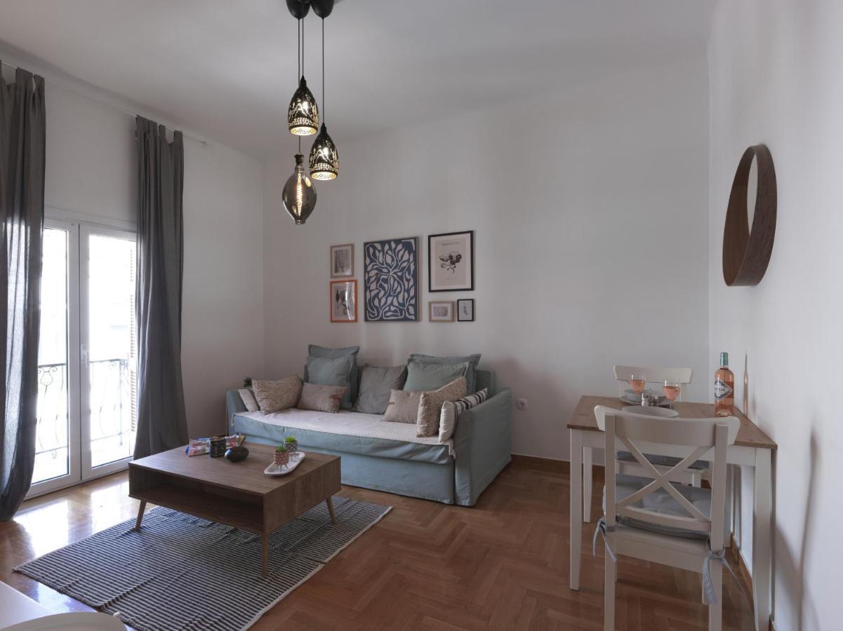 Beautiful Athenian Apartment Next To The Center Εξωτερικό φωτογραφία